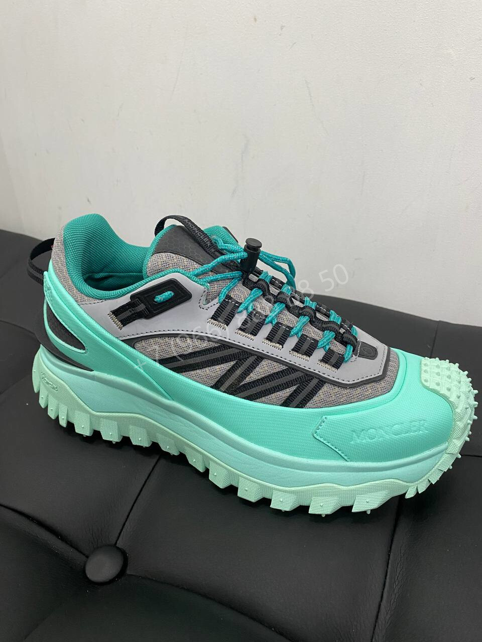 4082020500.jpg