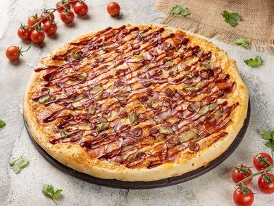 Пицца 24 см. Мясная пицца неаполитано. Пицца 24 си. Мясная пицца в СКАНДИПАРК.