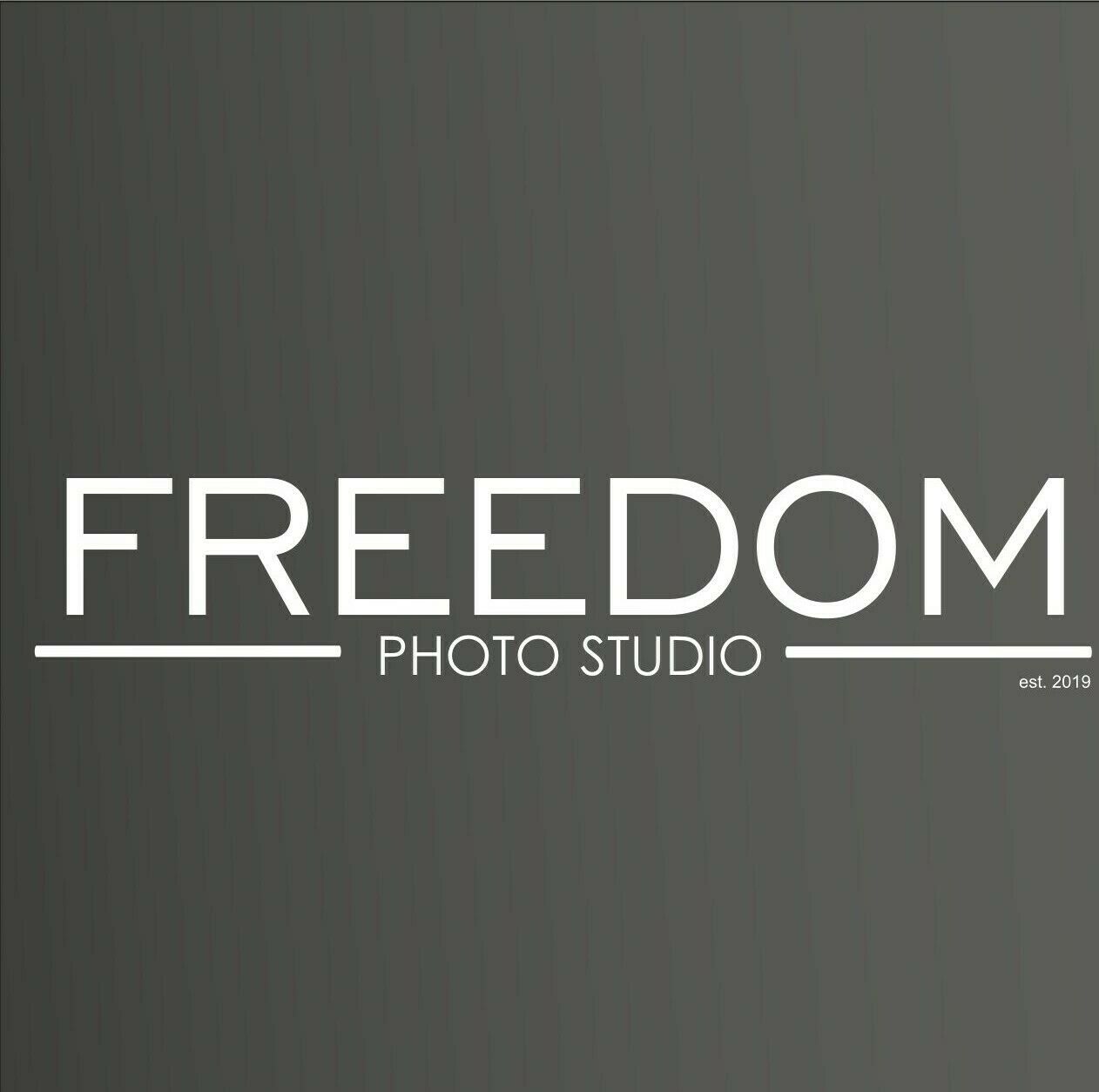 Фотостудия freedom новосибирск. Фотостудия Фридом. Freedom Новосибирск. Фотостудия Фридом Новосибирск зал Гэтсби сайт.